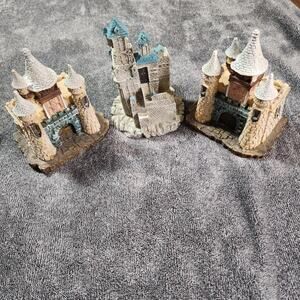 3 resin castles fantasy toy landscape B16